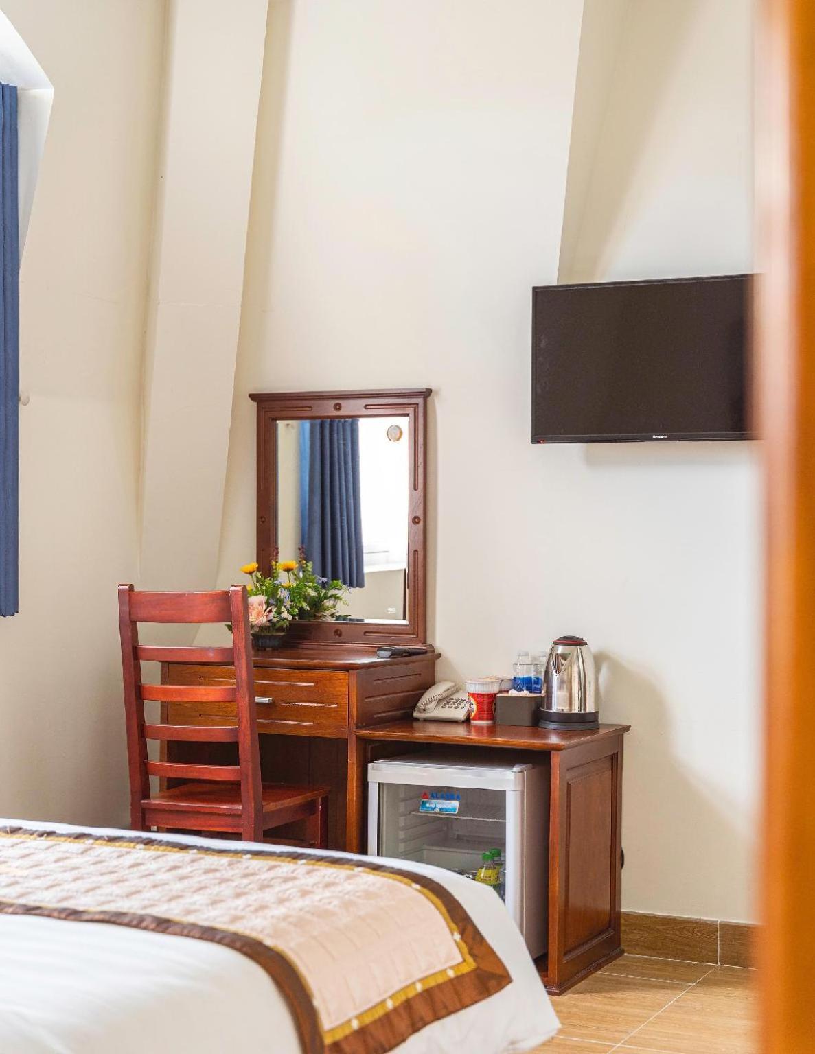Khách Sạn Diệu Thông Da Lat Exterior foto