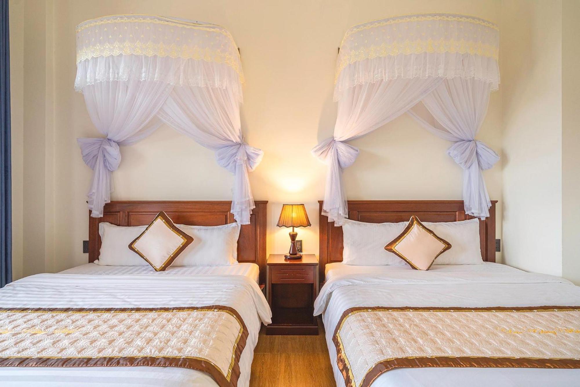 Khách Sạn Diệu Thông Da Lat Exterior foto