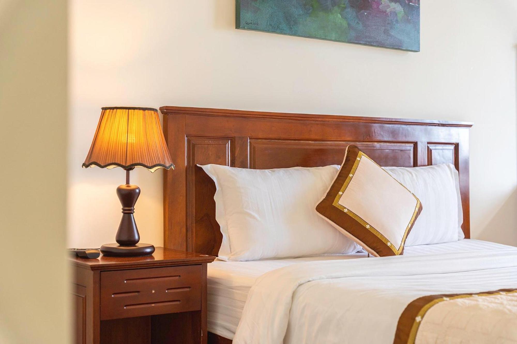 Khách Sạn Diệu Thông Da Lat Exterior foto