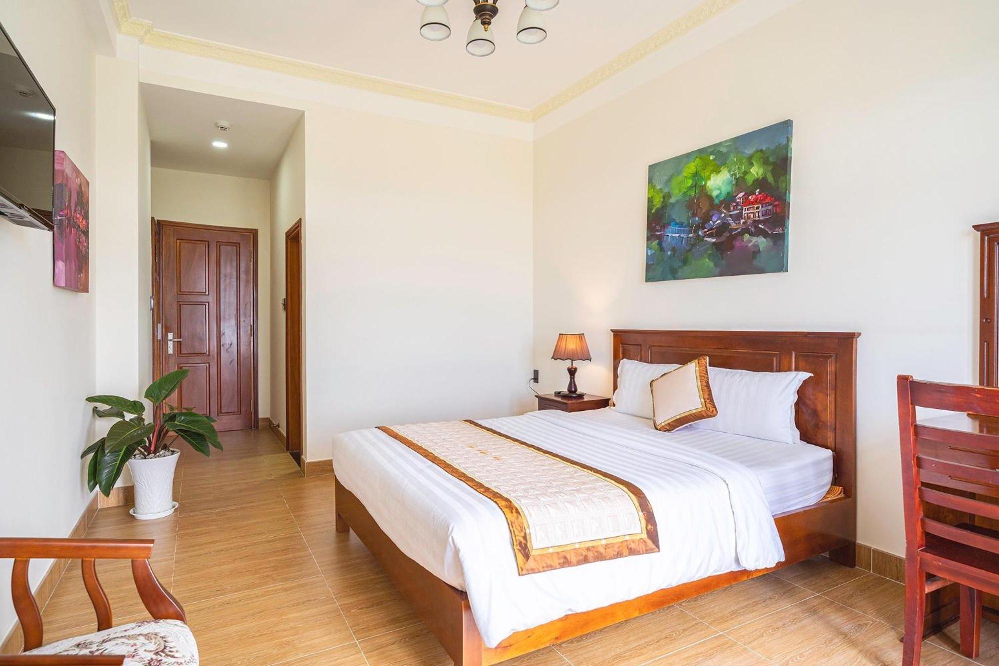 Khách Sạn Diệu Thông Da Lat Exterior foto